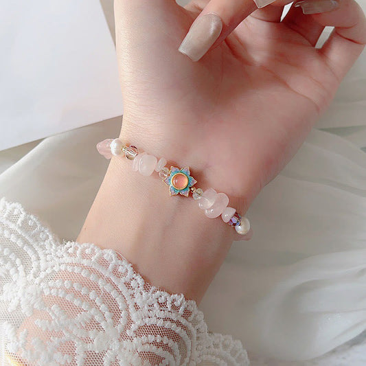 Satori Totem Natural Gravel Rose Quartz Flower Bracelet