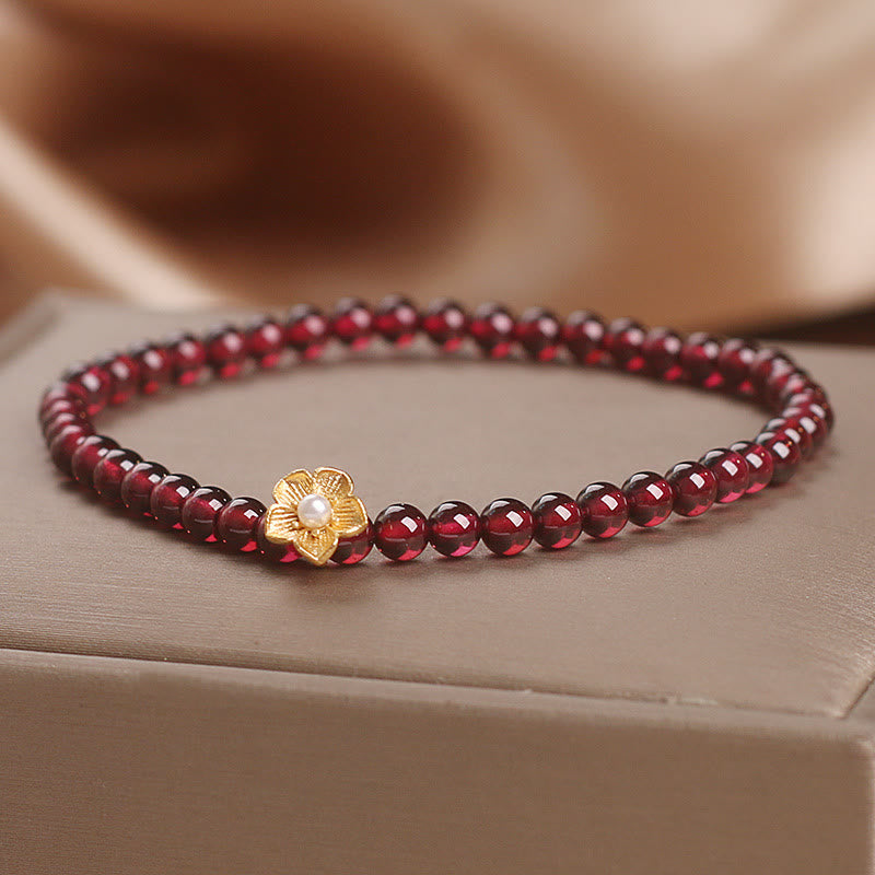 Satori Totem Natural Garnet Beads FlowerBracelet